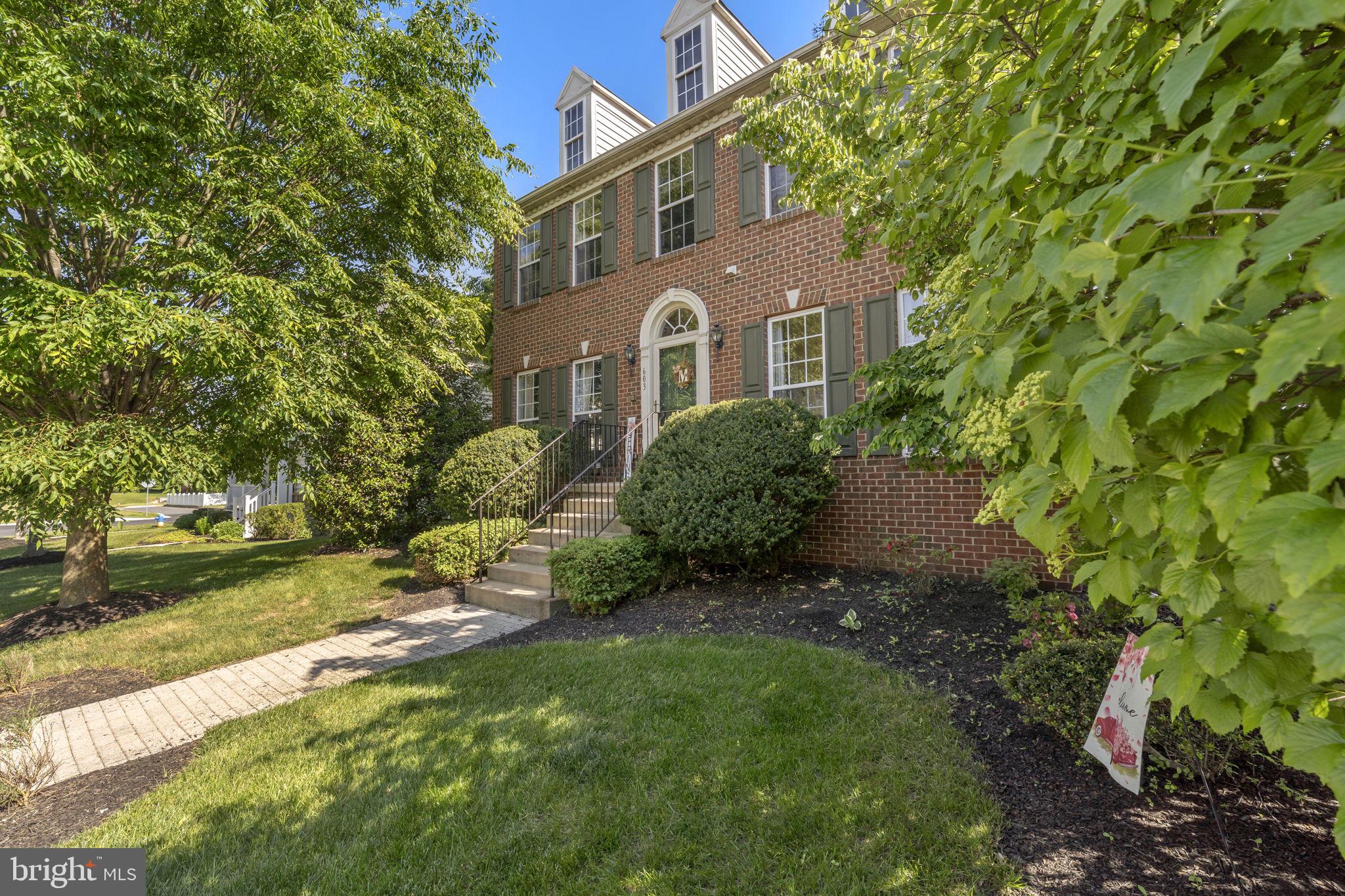 MERIDIAN CROSSING - Residential