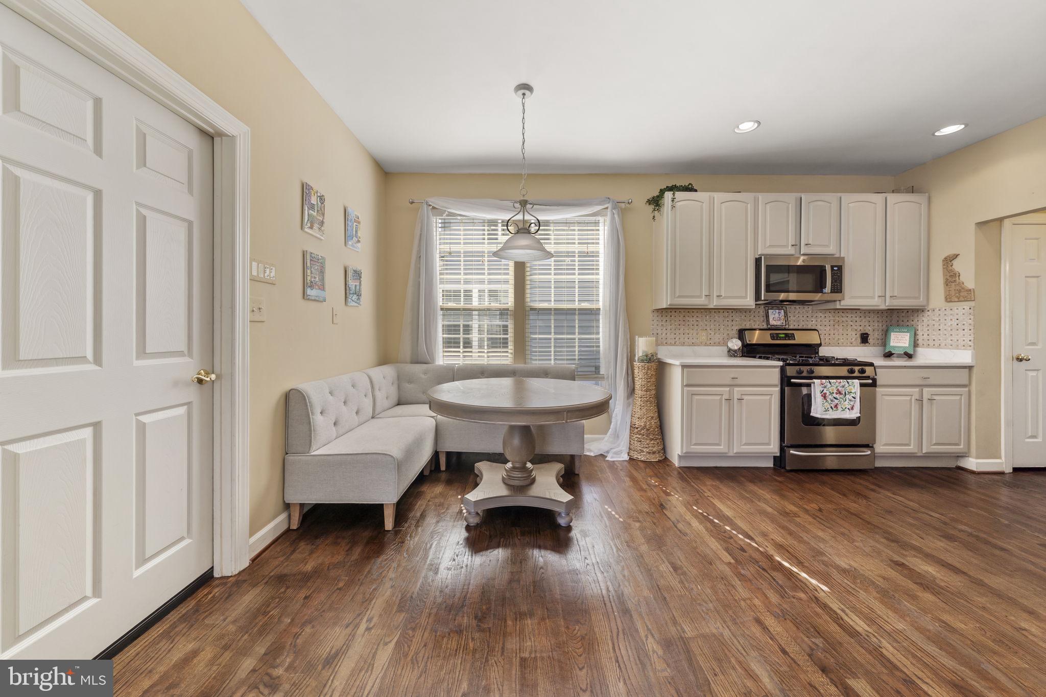 MERIDIAN CROSSING - Residential