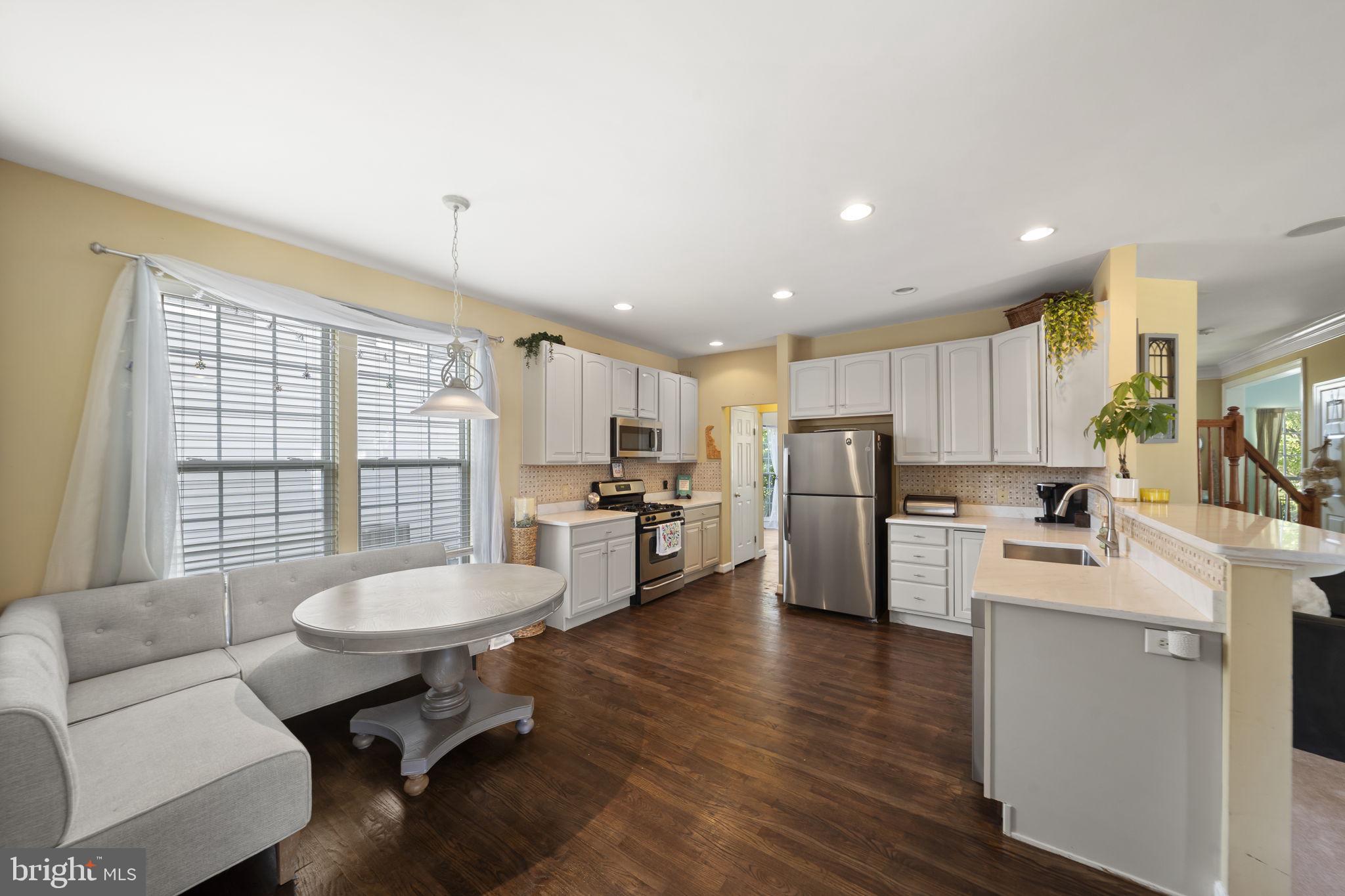 MERIDIAN CROSSING - Residential