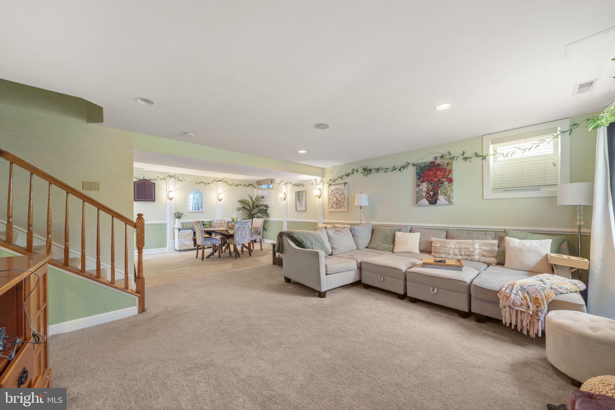 MERIDIAN CROSSING - Residential