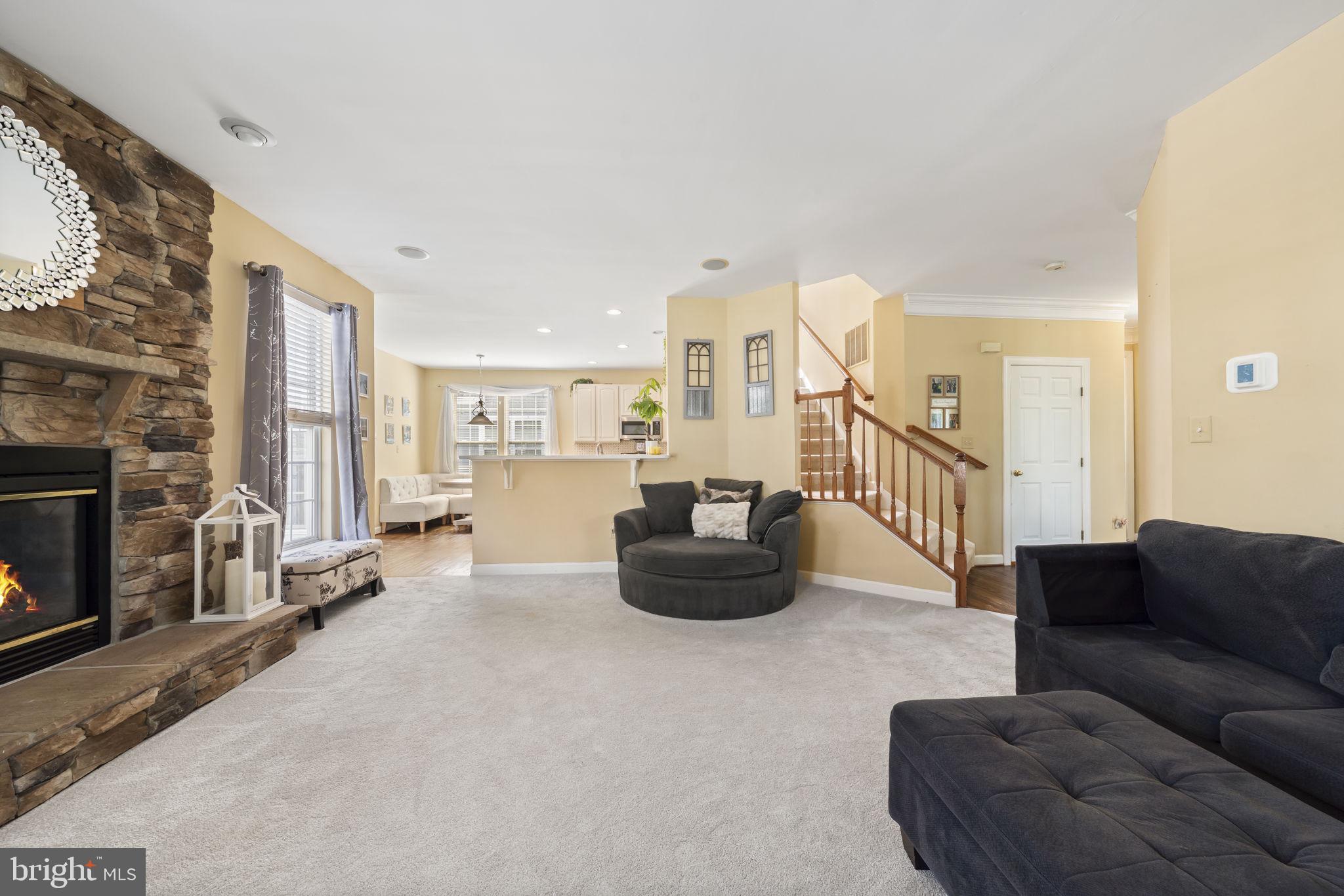 MERIDIAN CROSSING - Residential