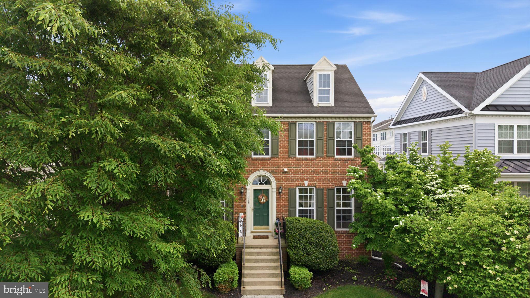 MERIDIAN CROSSING - Residential