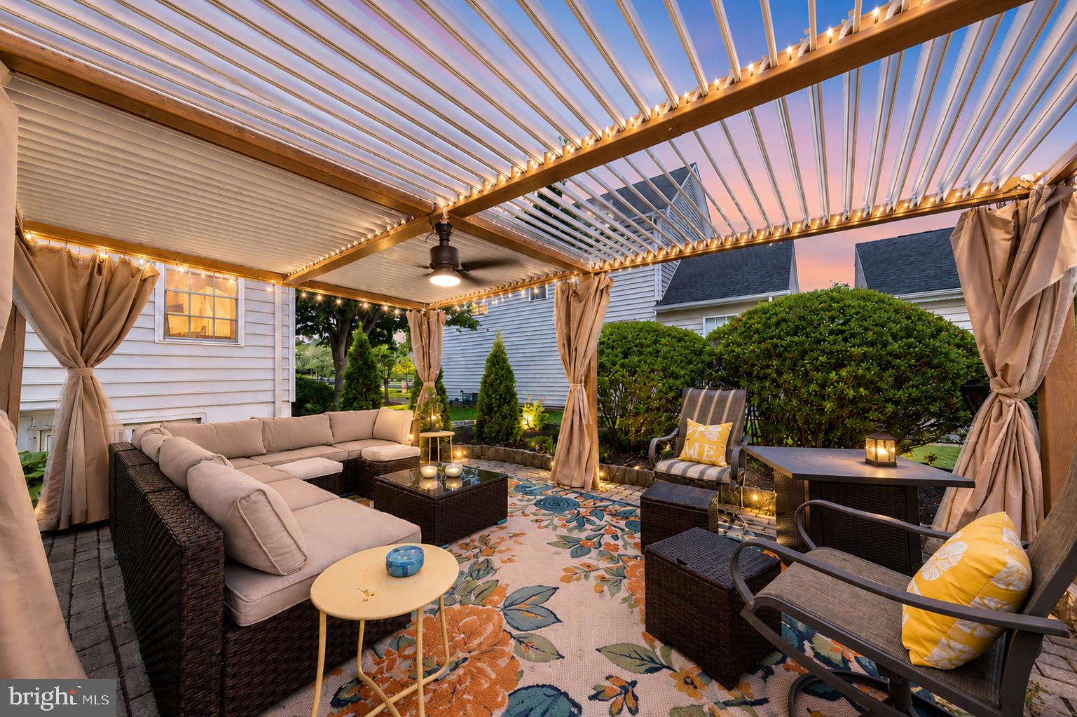 MERIDIAN CROSSING - Residential