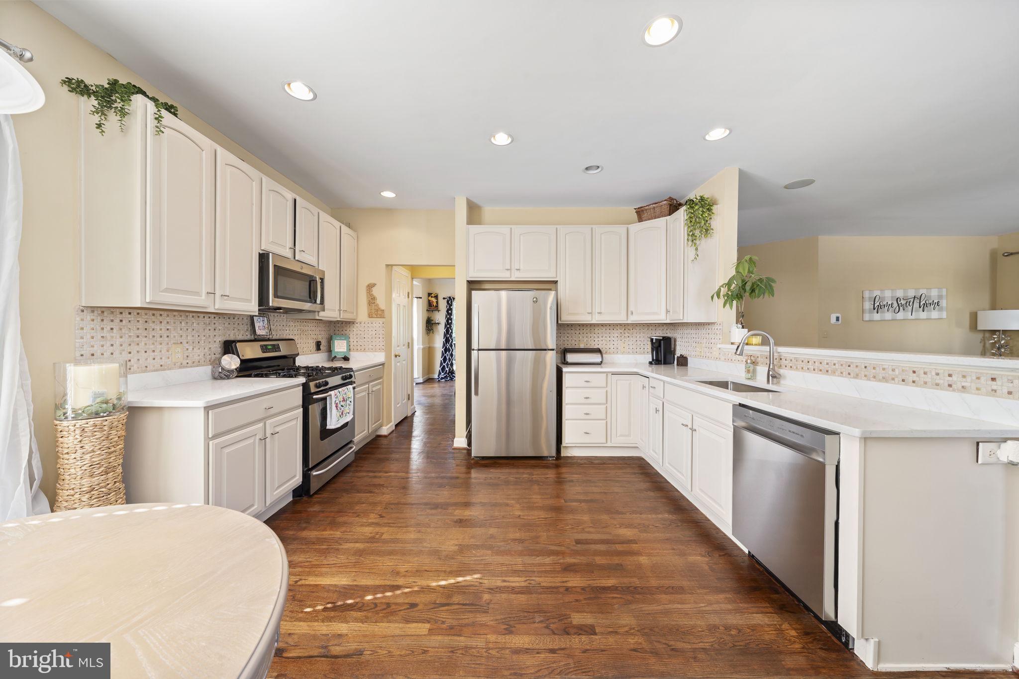 MERIDIAN CROSSING - Residential