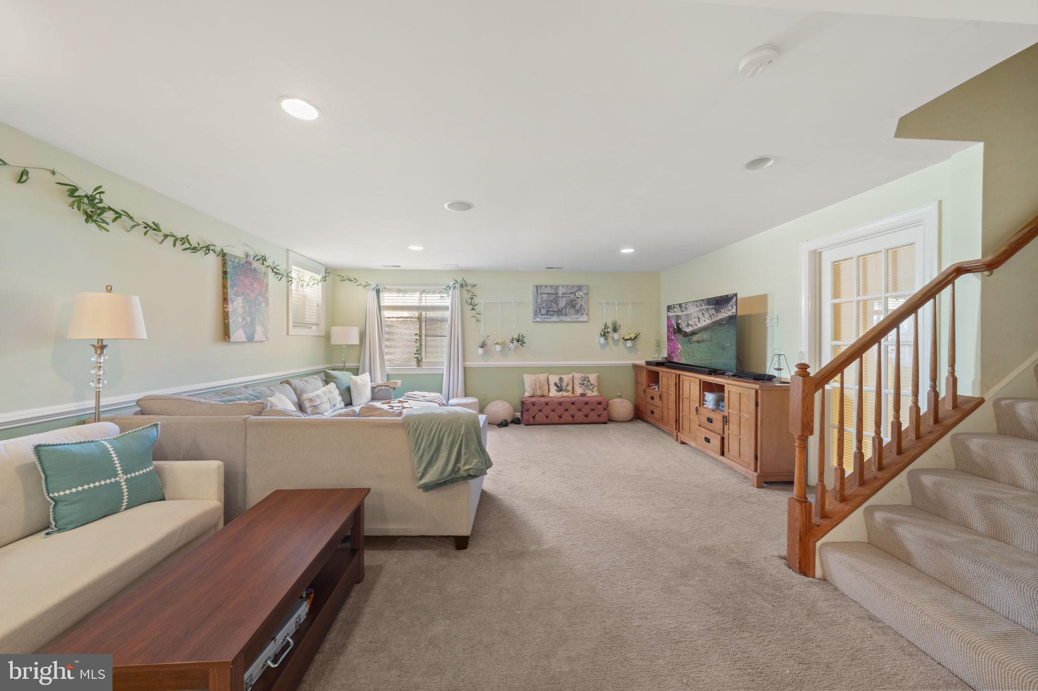 MERIDIAN CROSSING - Residential