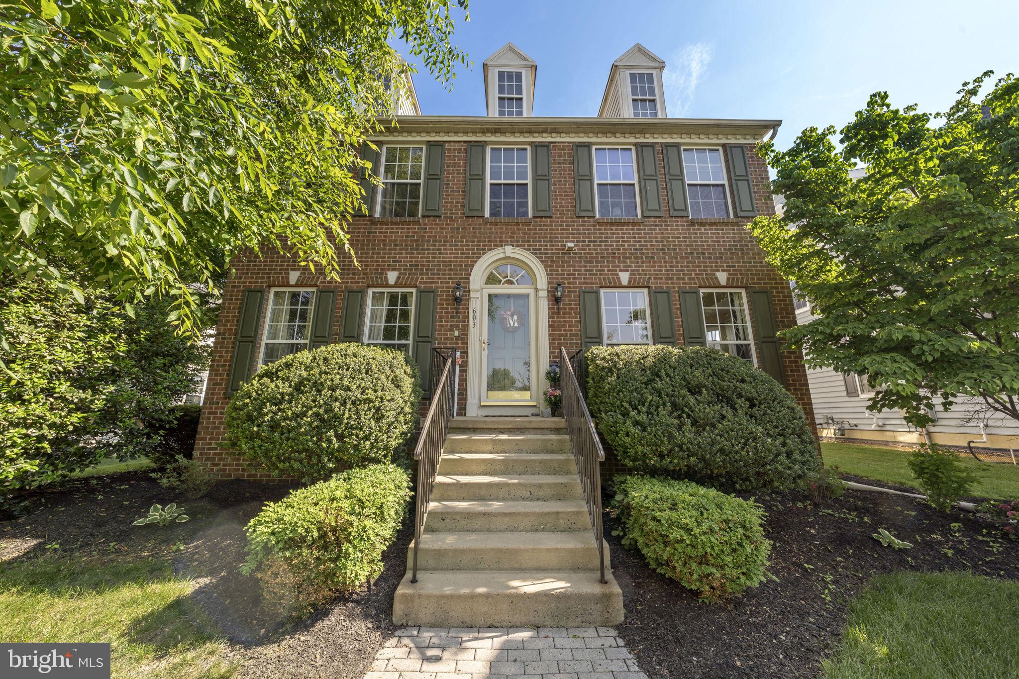 MERIDIAN CROSSING - Residential
