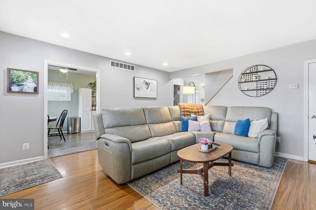 Photo of 140 N County Line Road, SOUDERTON, PA 18964 (MLS # PAMC2166172)