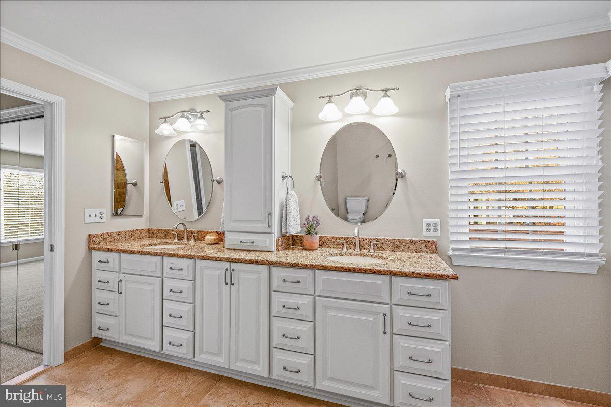 COMPTON HEIGHTS - Residential