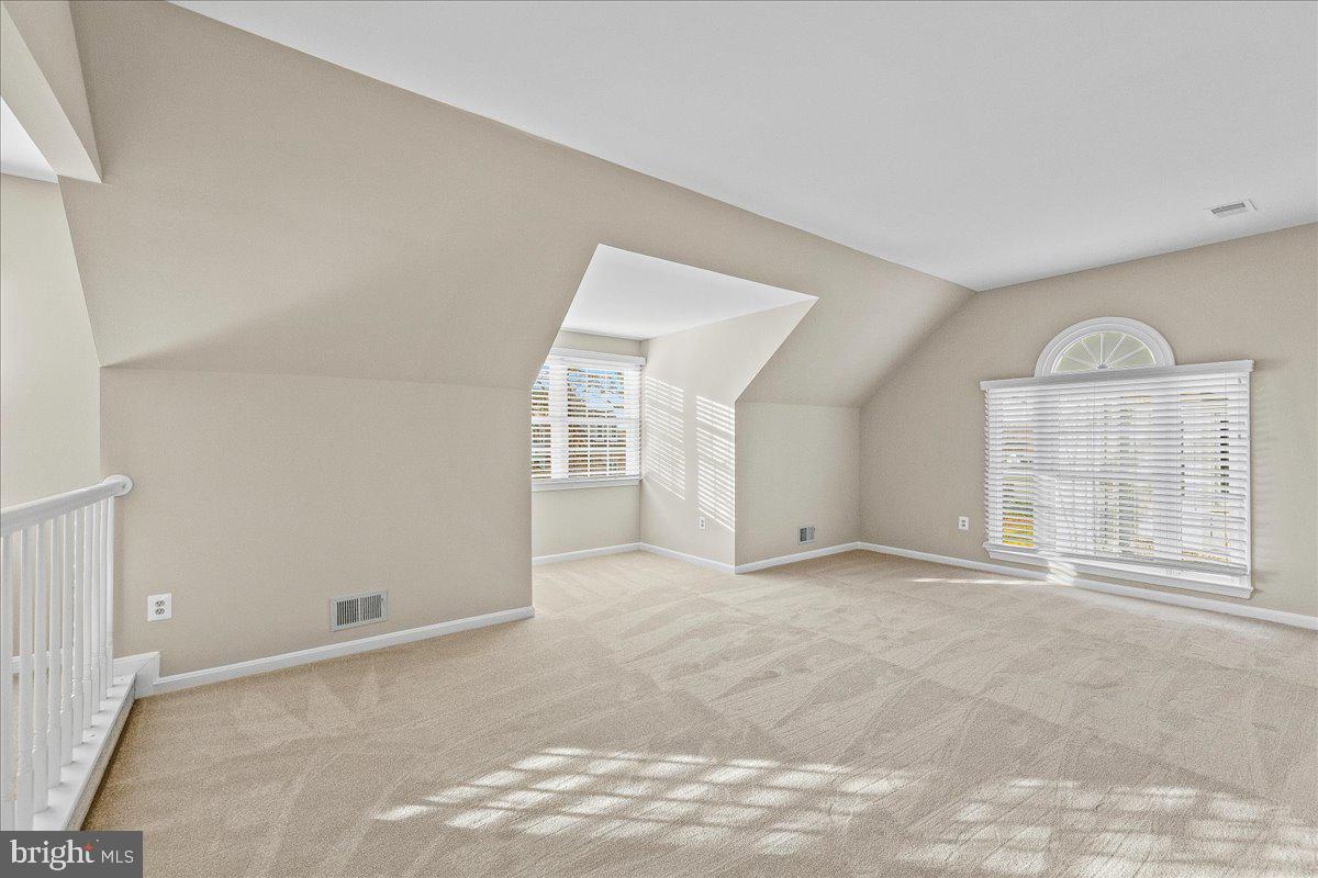 COMPTON HEIGHTS - Residential