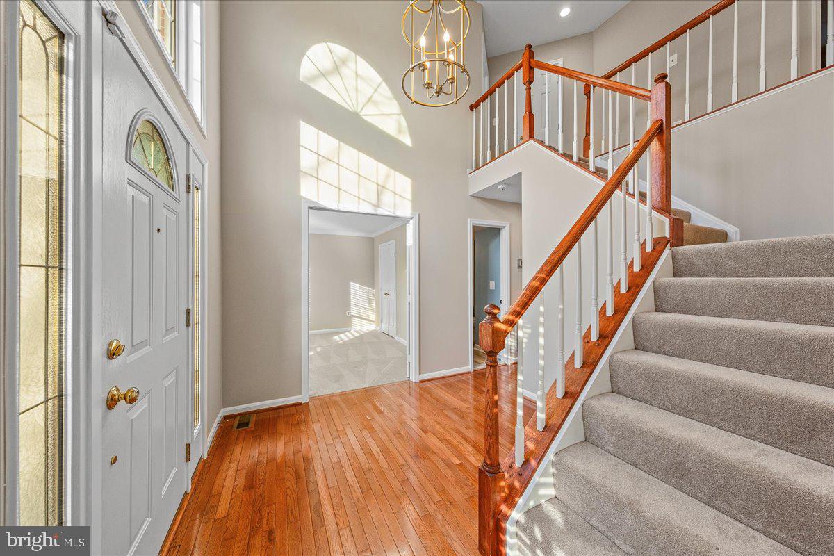 6902 COMPTON HEIGHTS CIRCLE