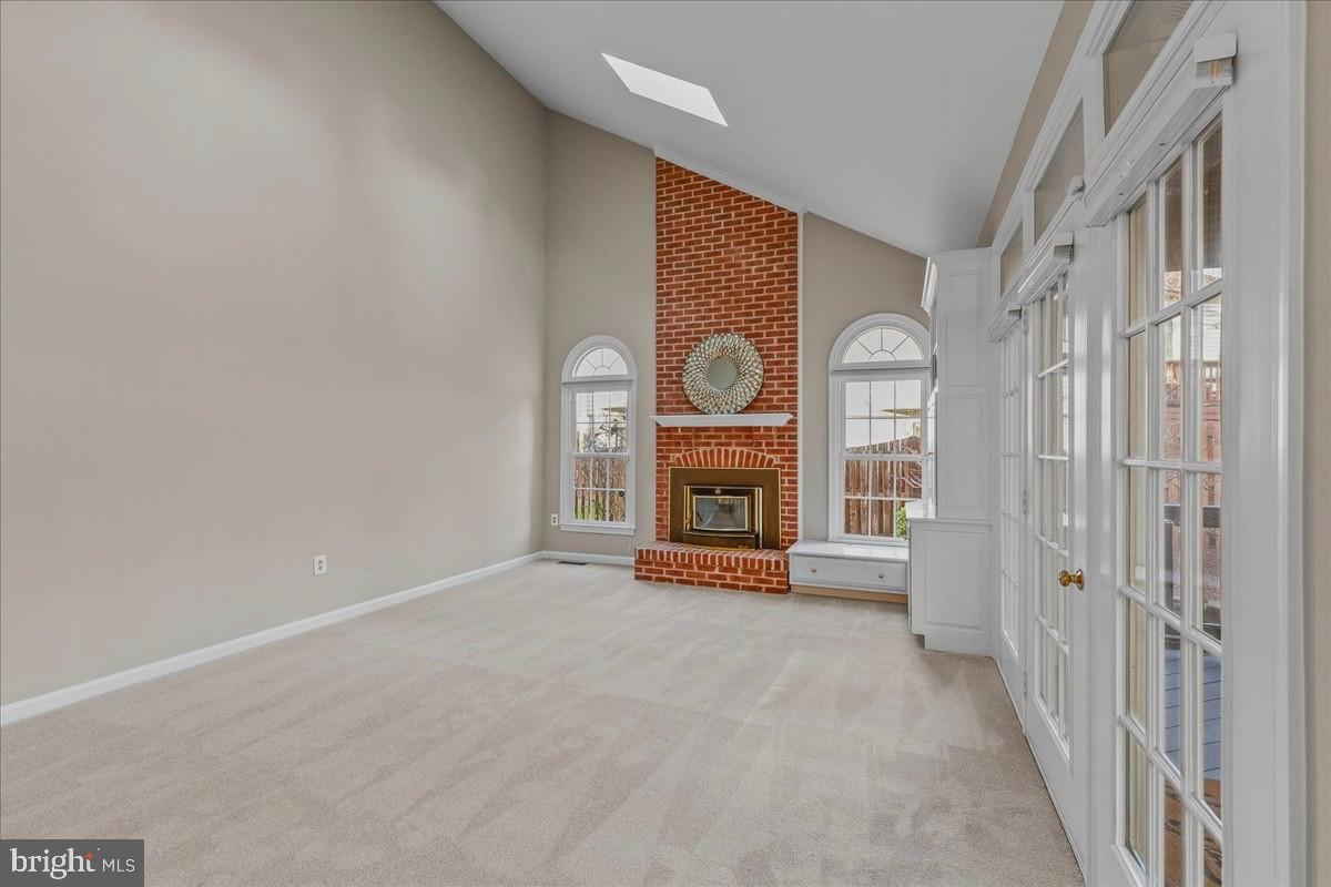 COMPTON HEIGHTS - Residential