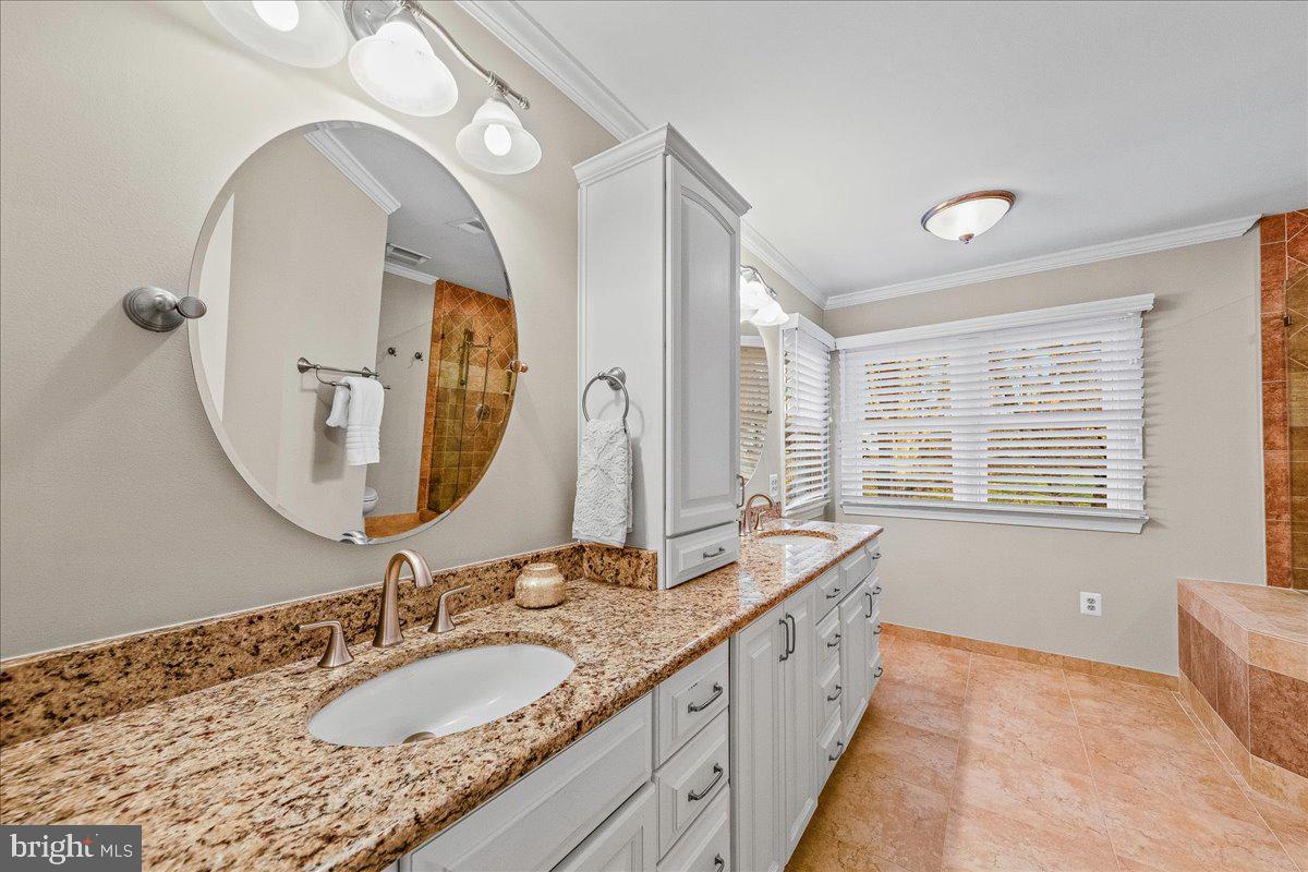 COMPTON HEIGHTS - Residential