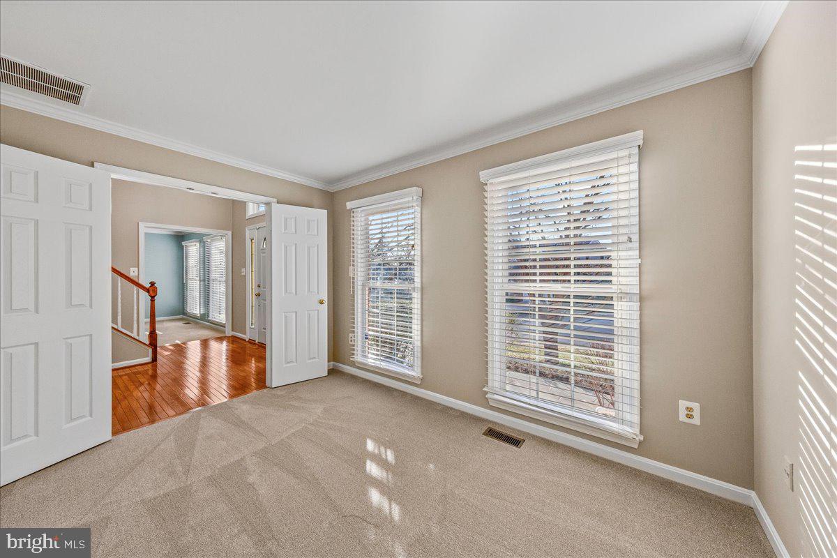 COMPTON HEIGHTS - Residential