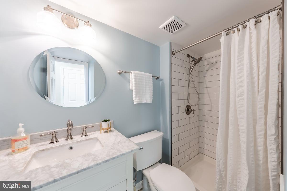 6902 COMPTON HEIGHTS CIRCLE