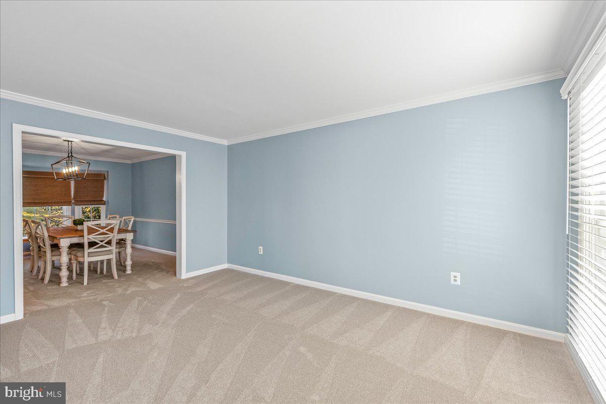 COMPTON HEIGHTS - Residential