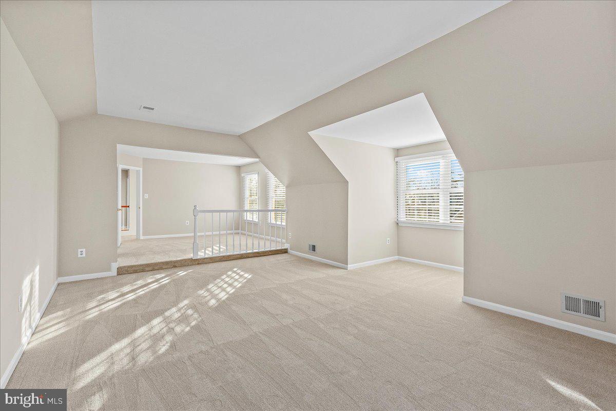 COMPTON HEIGHTS - Residential