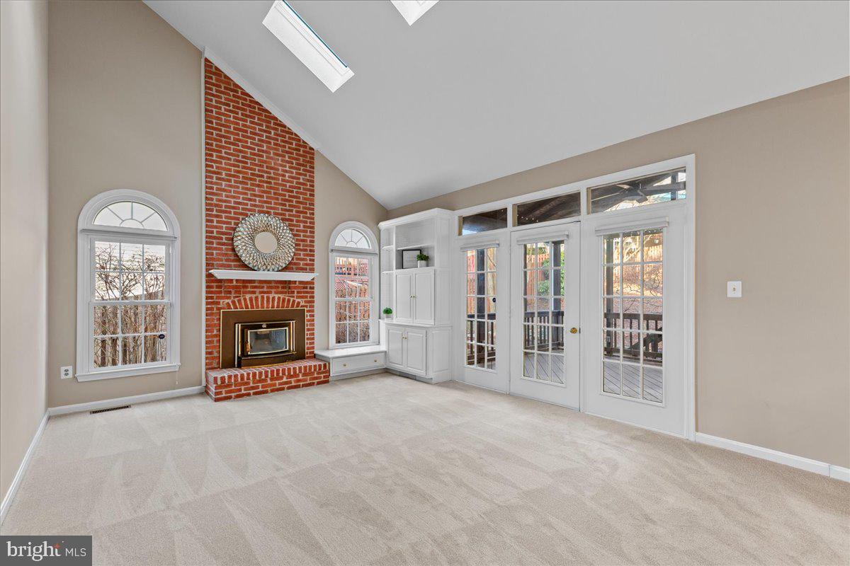 COMPTON HEIGHTS - Residential