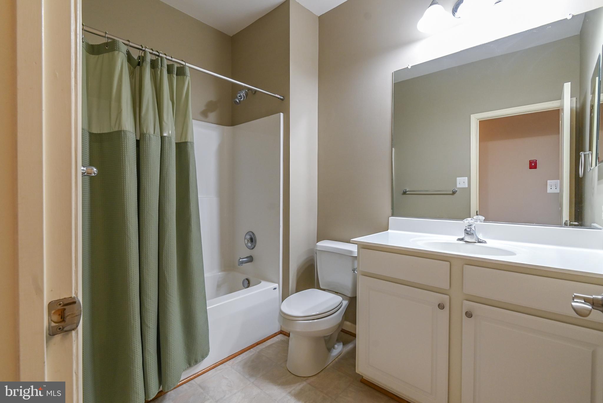 ARCHERS ROCK - Residential