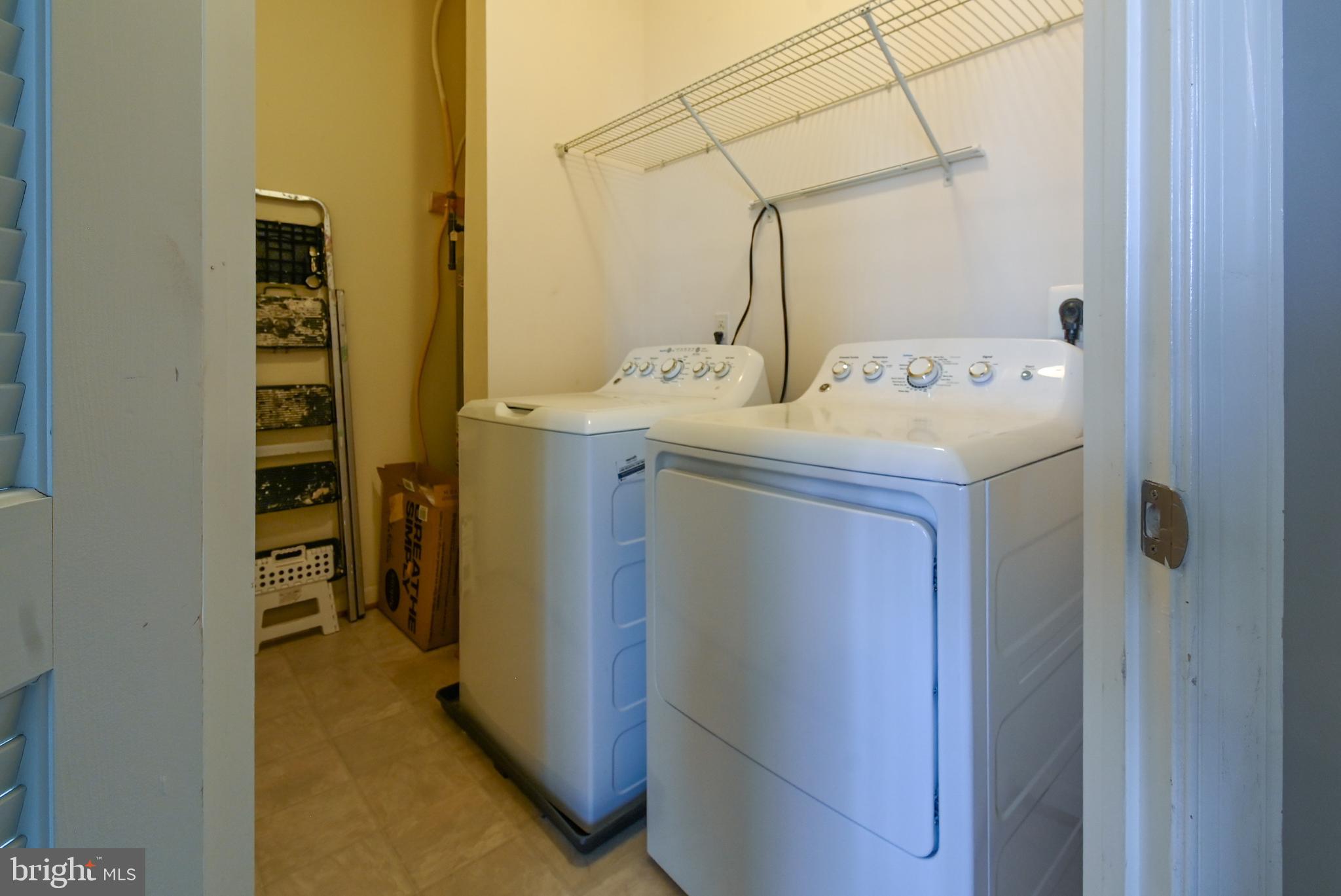 ARCHERS ROCK - Residential