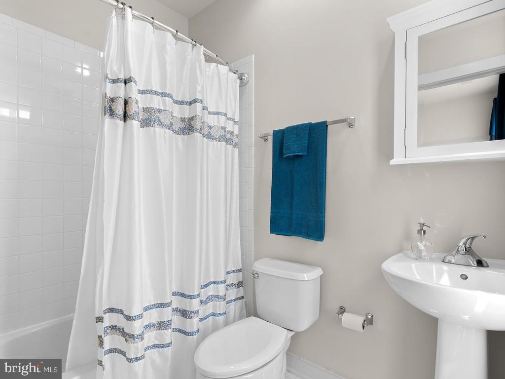 ARTS DISTRICT HYATTSVILLE - Residential