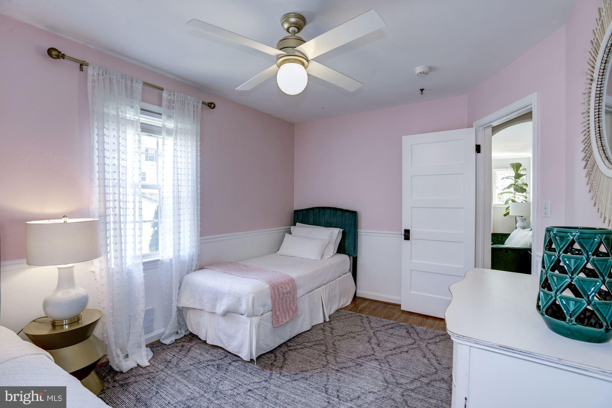 DOUGLAS PARK - Residential