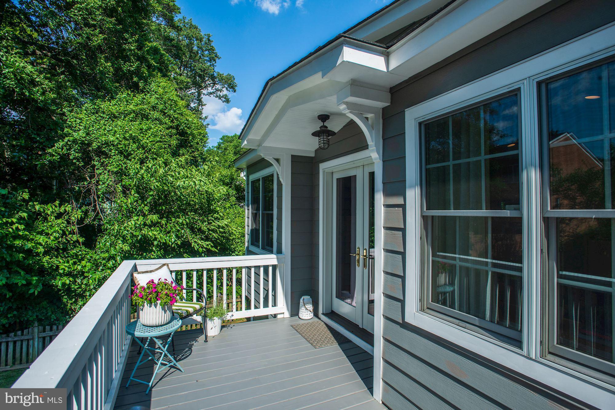 DOUGLAS PARK - Residential