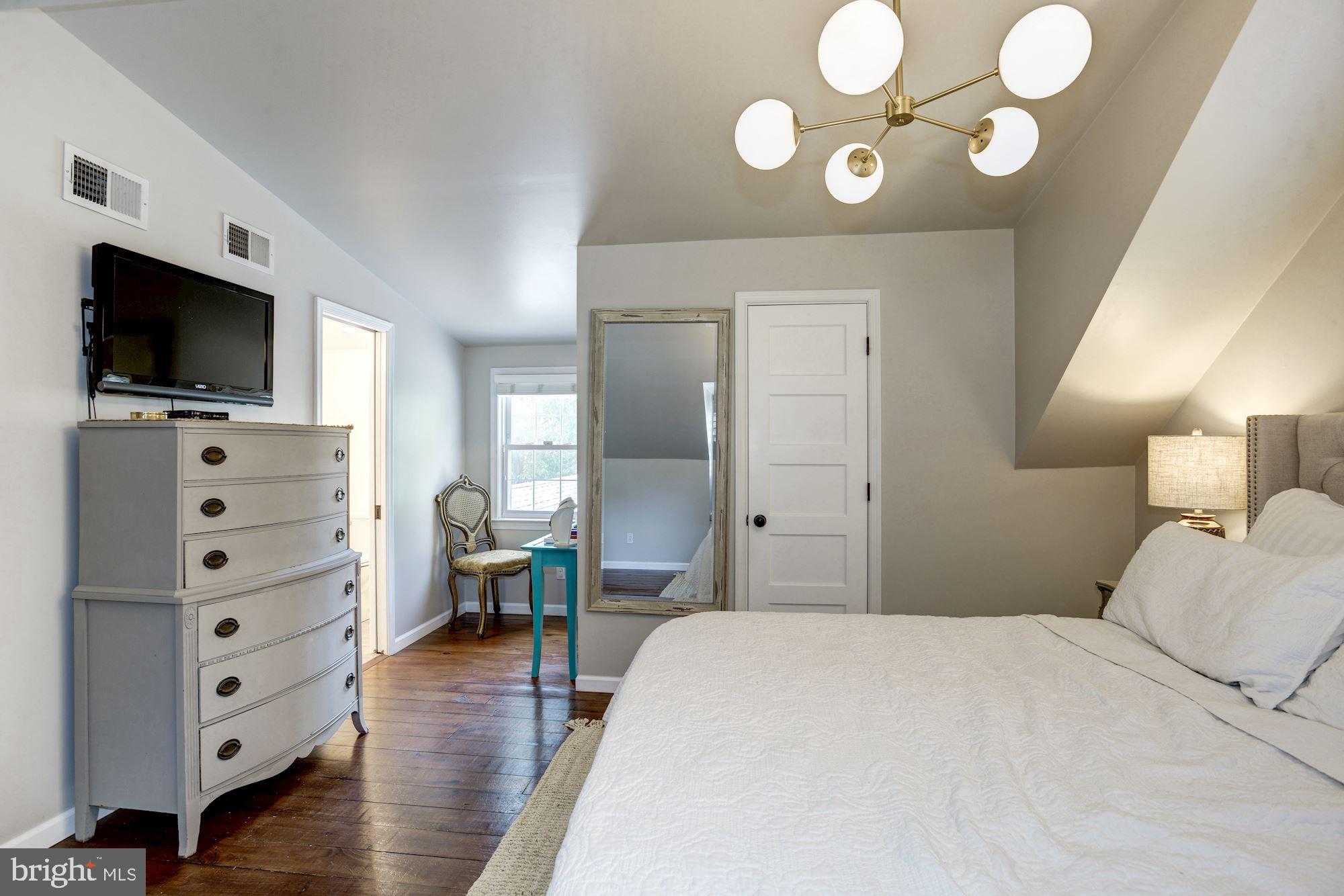 DOUGLAS PARK - Residential