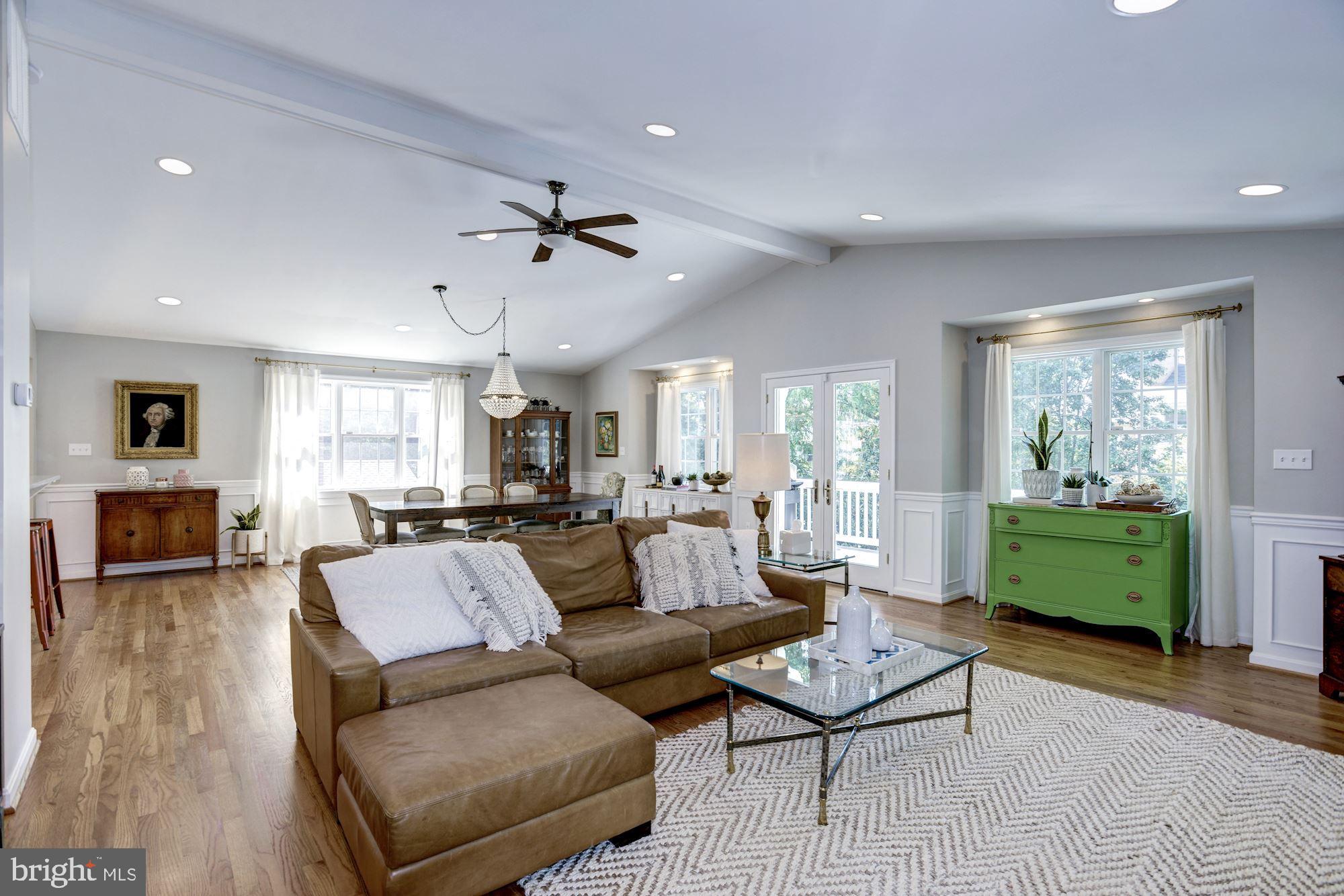 DOUGLAS PARK - Residential