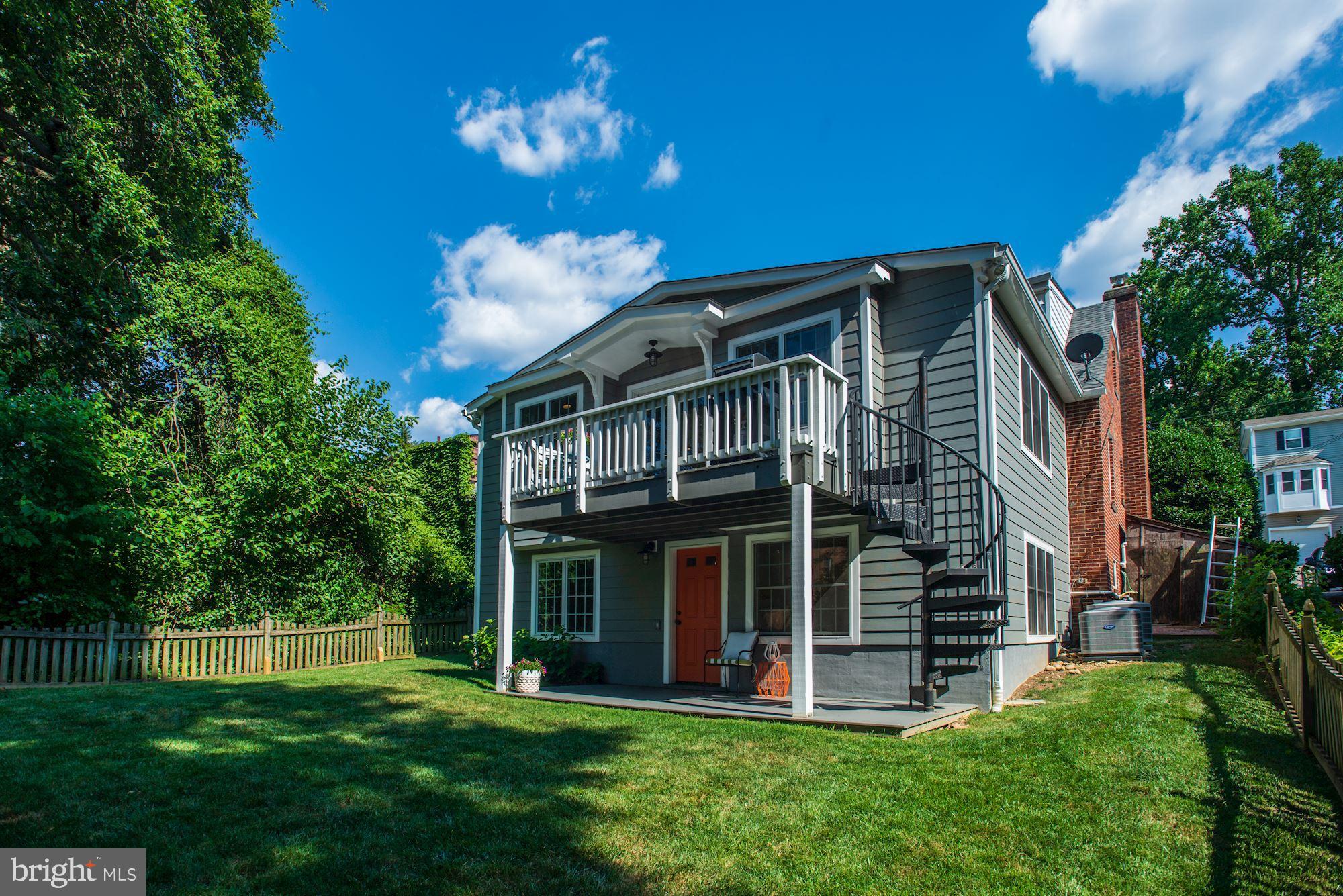 DOUGLAS PARK - Residential