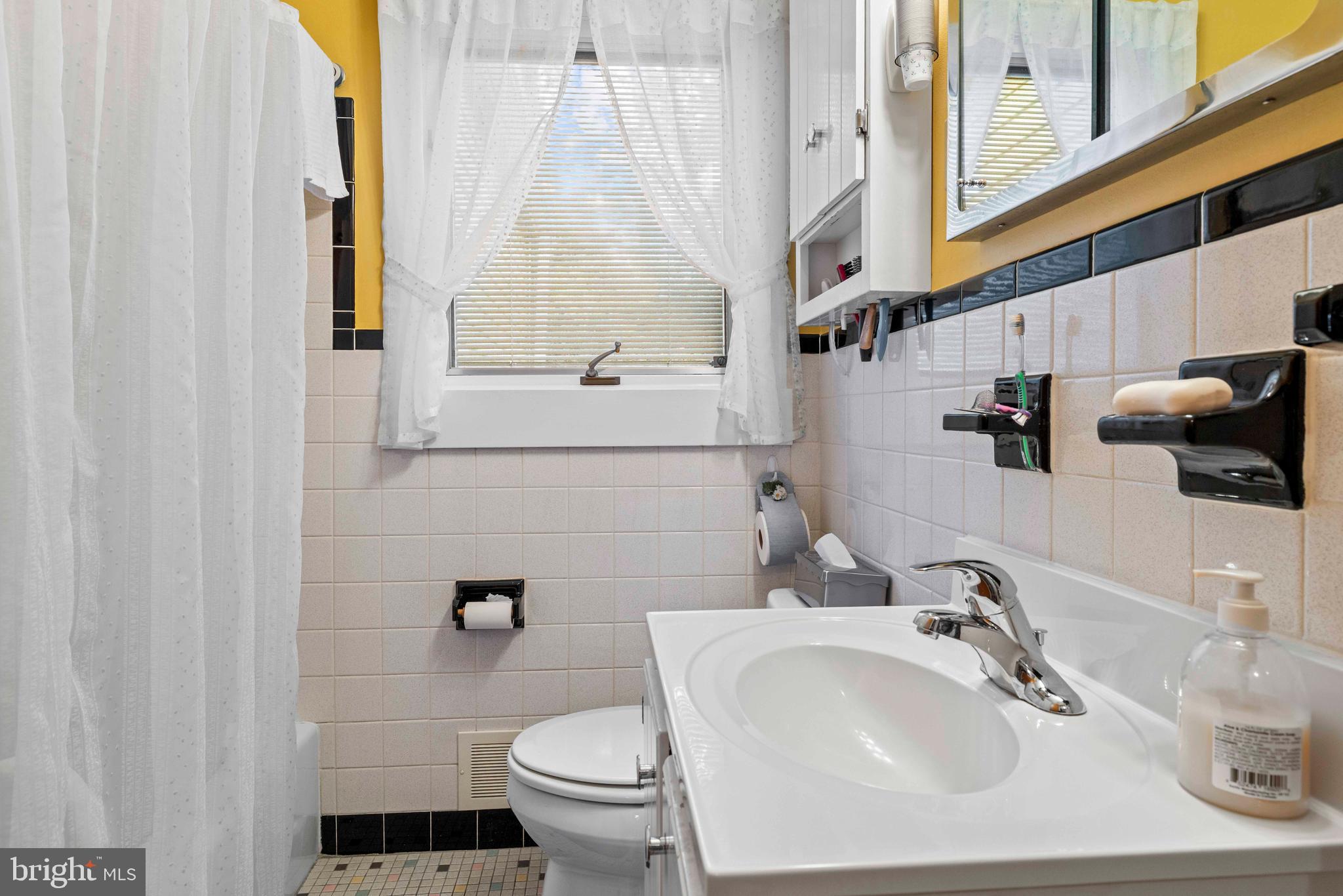 WILLOW GROVE - Residential