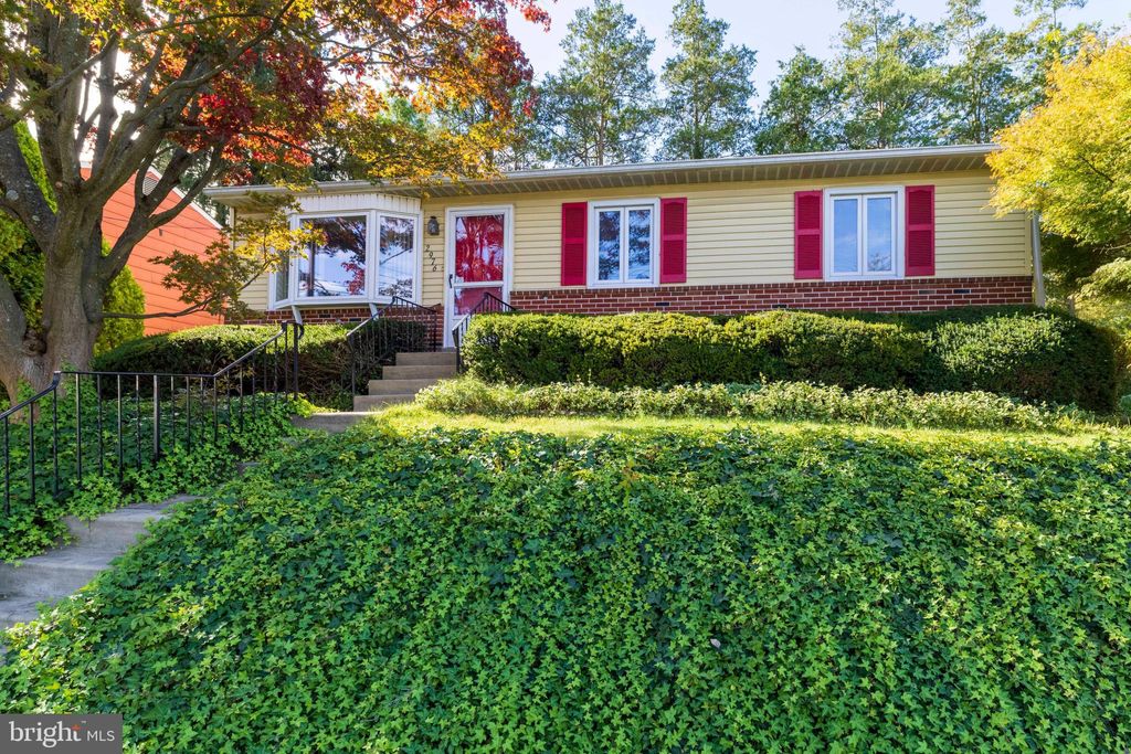 Photo of 2976 Carnation Avenue, WILLOW GROVE, PA 19090 (MLS # PAMC2164590)