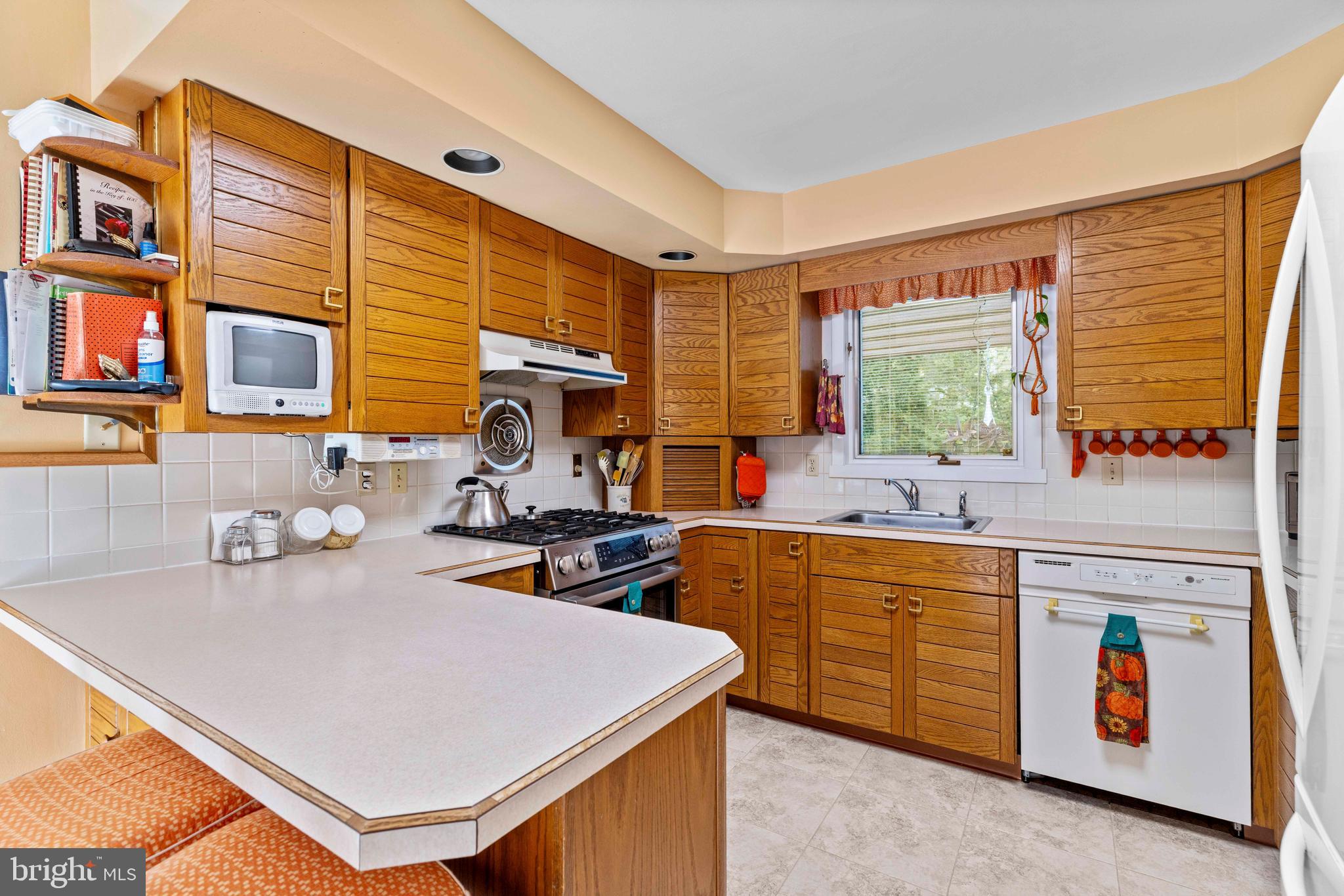 WILLOW GROVE - Residential