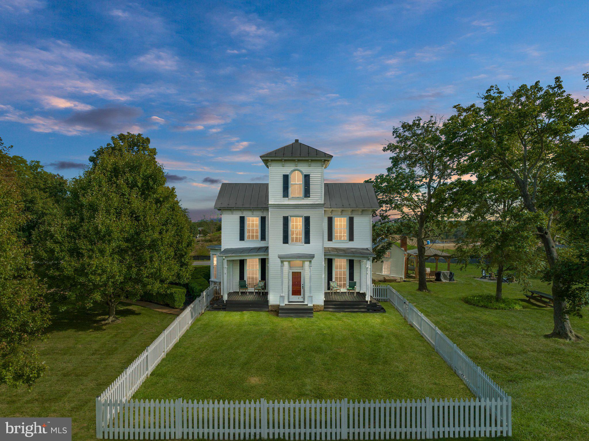 MIDDLETOWN - Residential