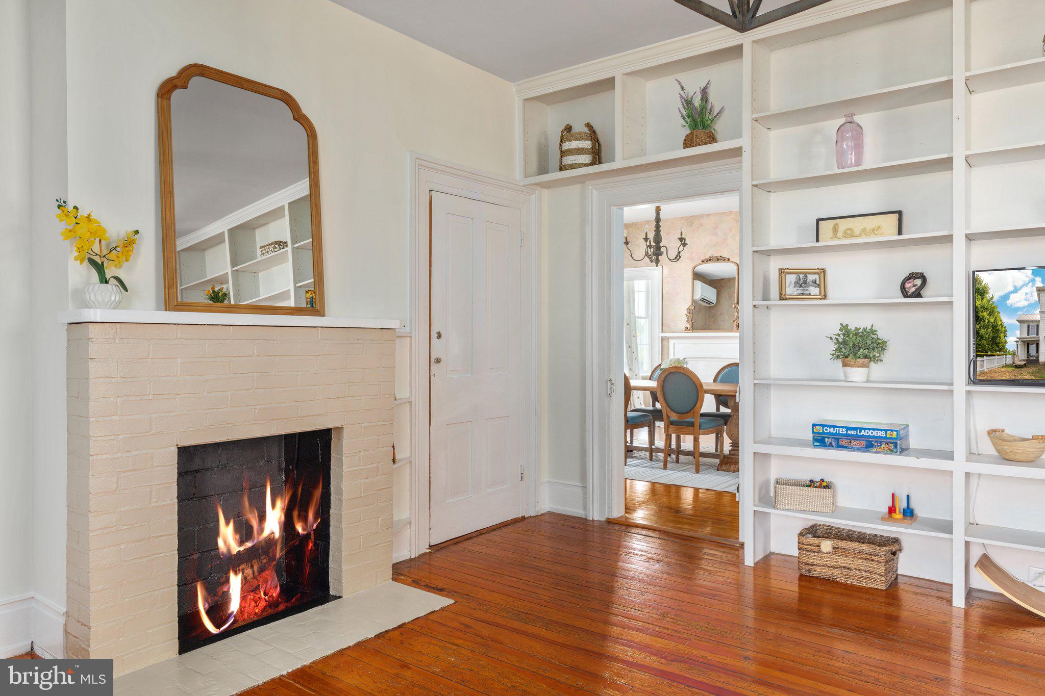 MIDDLETOWN - Residential