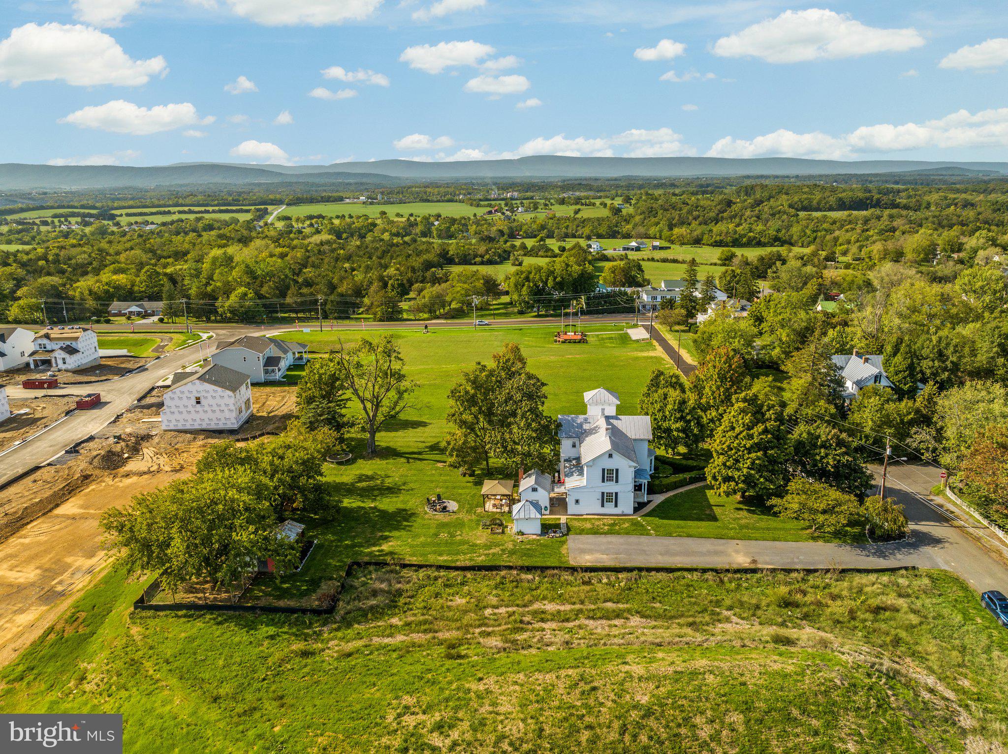 MIDDLETOWN - Residential