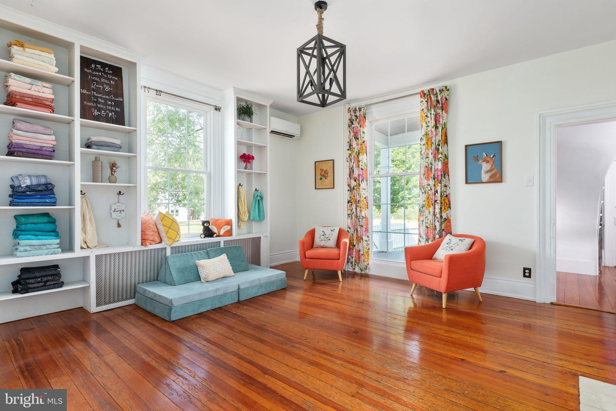 MIDDLETOWN - Residential