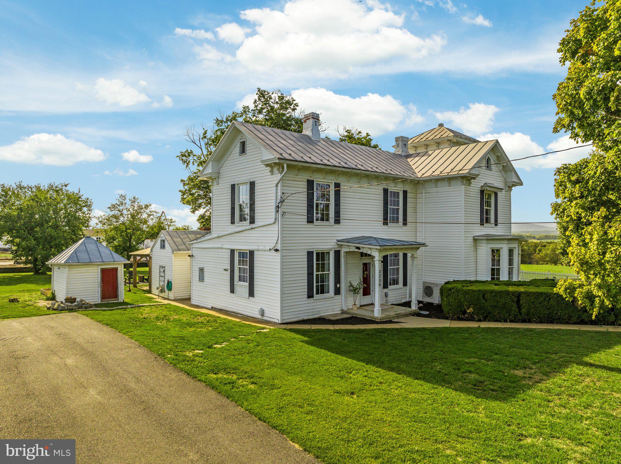 MIDDLETOWN - Residential