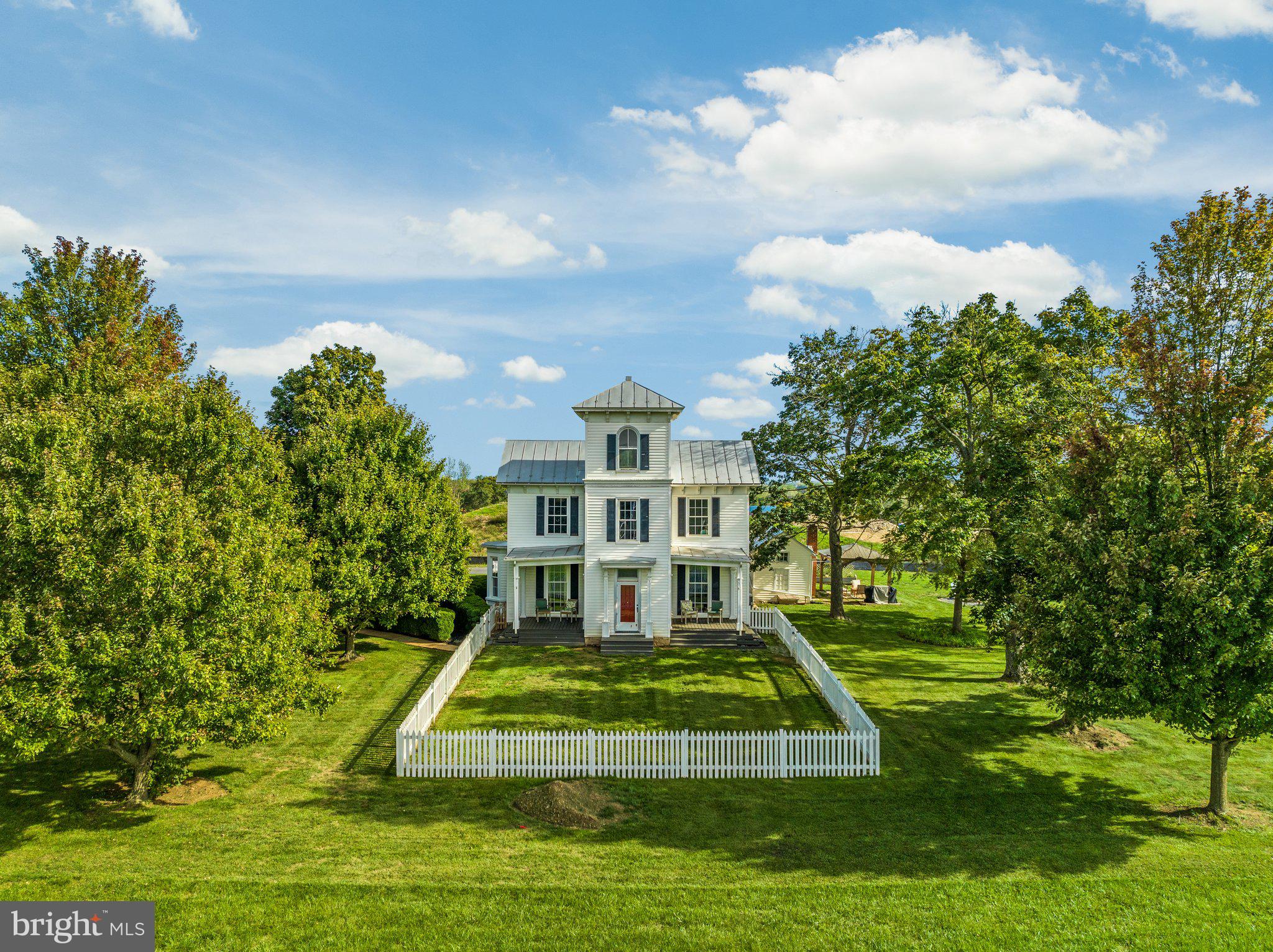 MIDDLETOWN - Residential