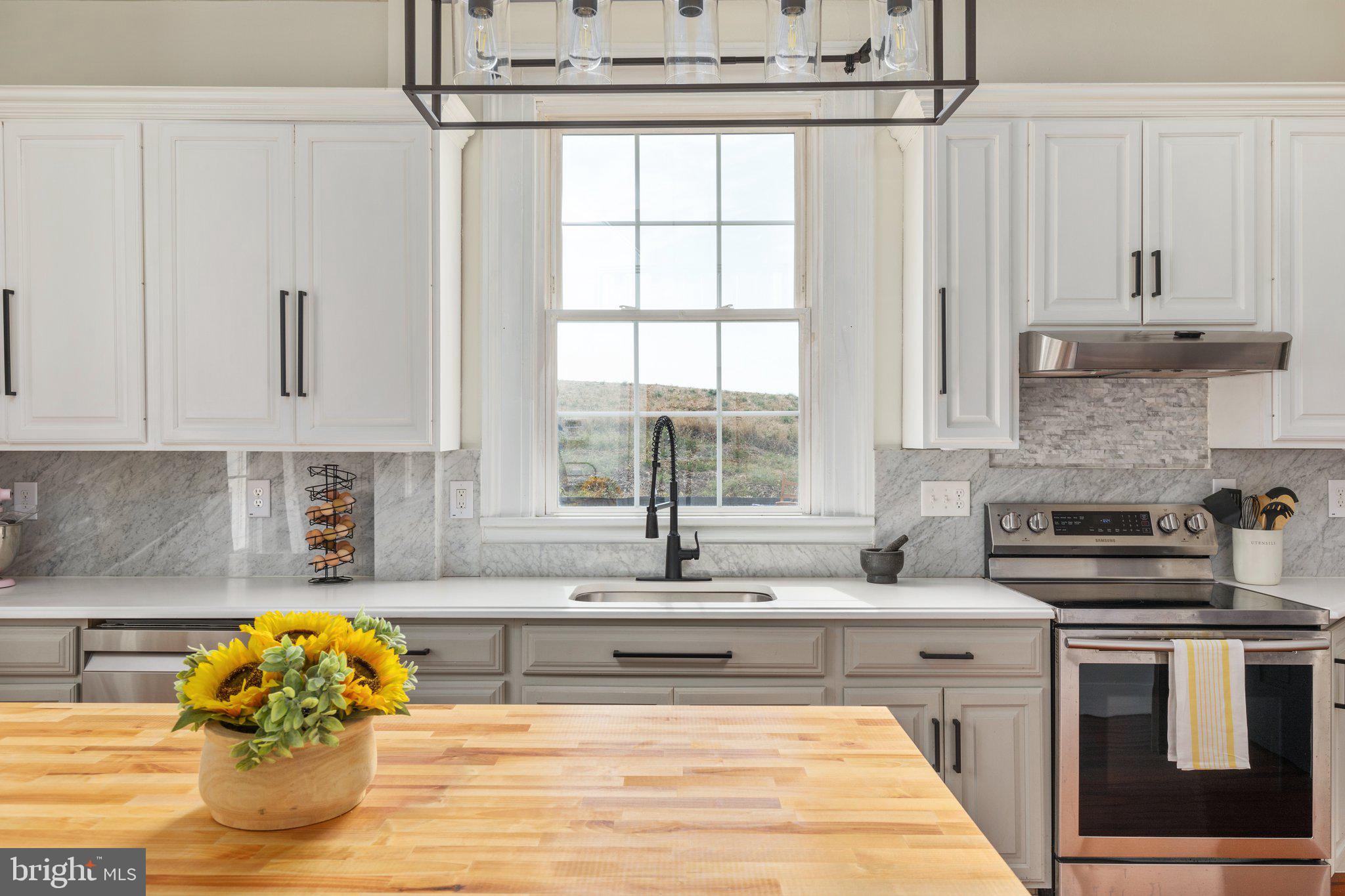 MIDDLETOWN - Residential