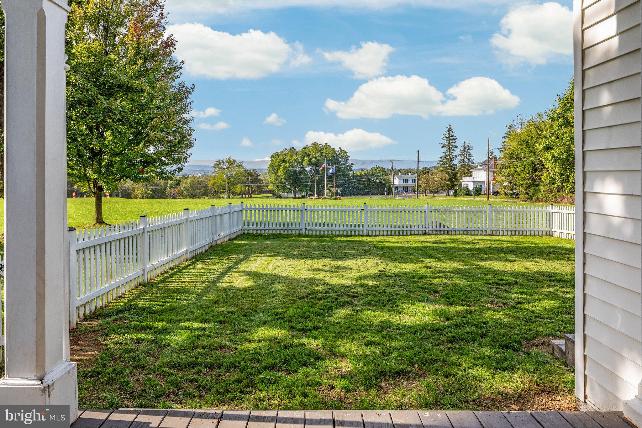 MIDDLETOWN - Residential