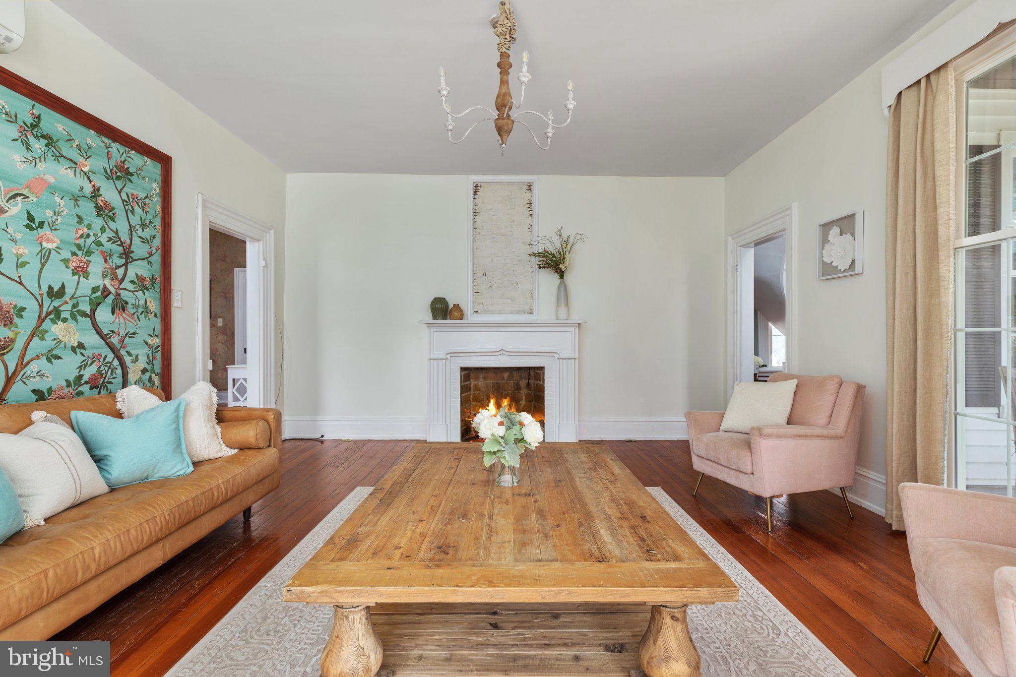 MIDDLETOWN - Residential