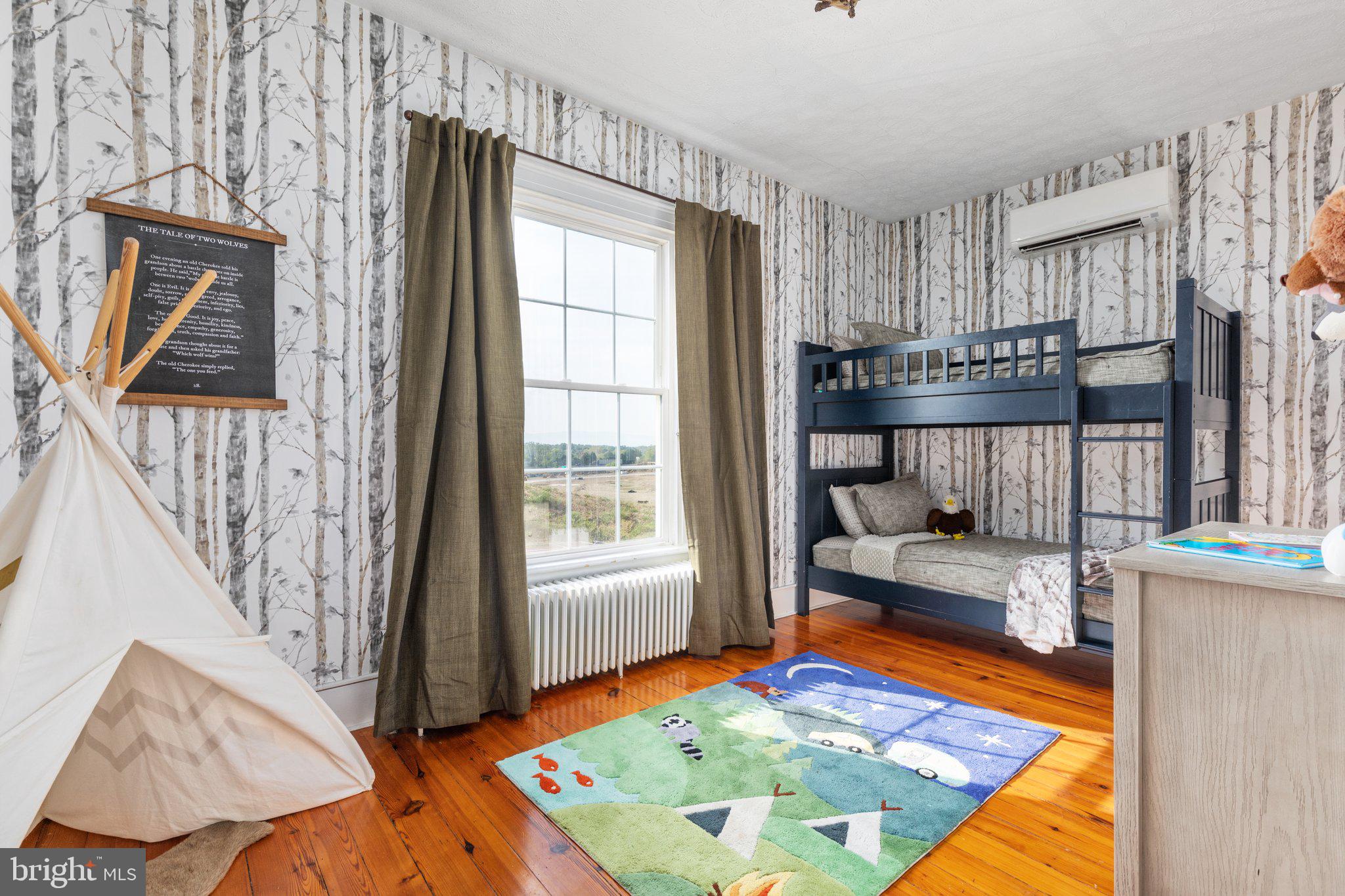 MIDDLETOWN - Residential