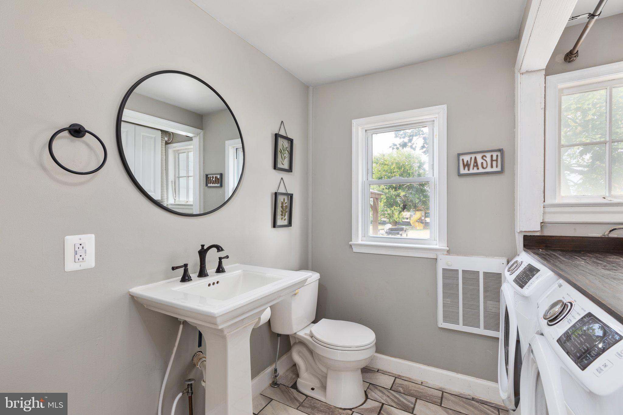 MIDDLETOWN - Residential