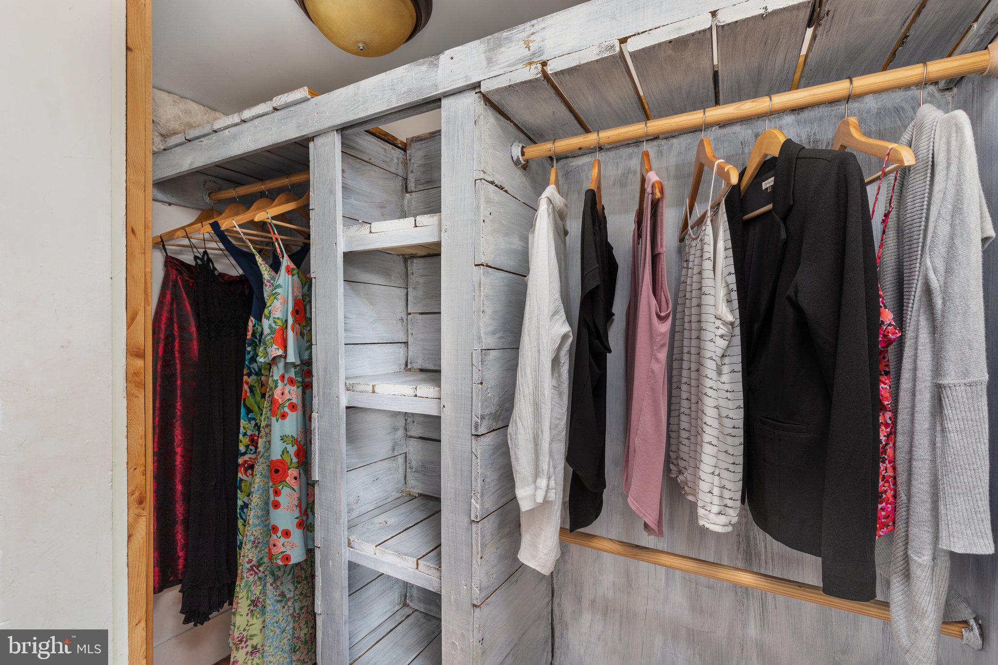 MIDDLETOWN - Residential