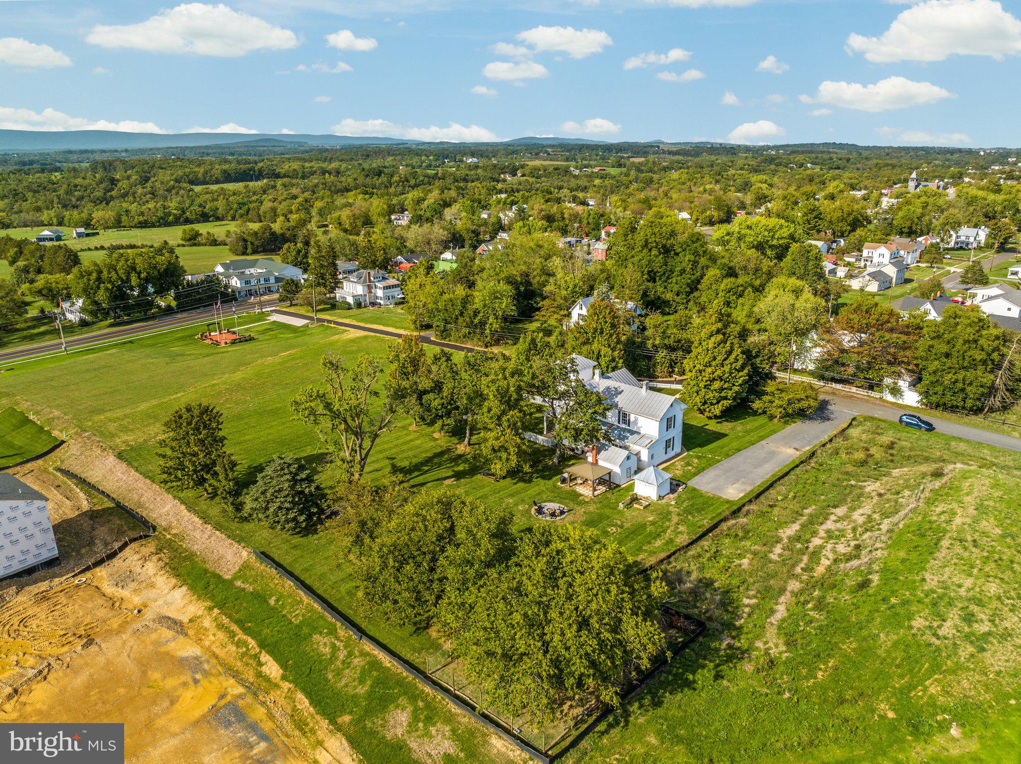 MIDDLETOWN - Residential