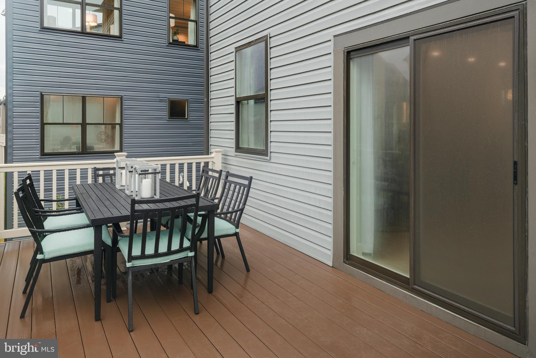 TANYARD SHORES - Residential