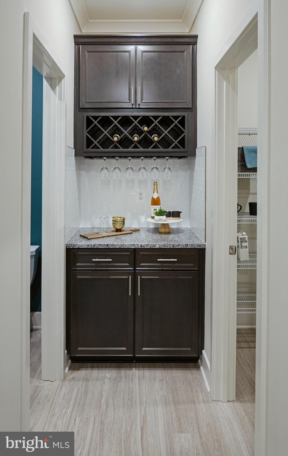 TANYARD SHORES - Residential