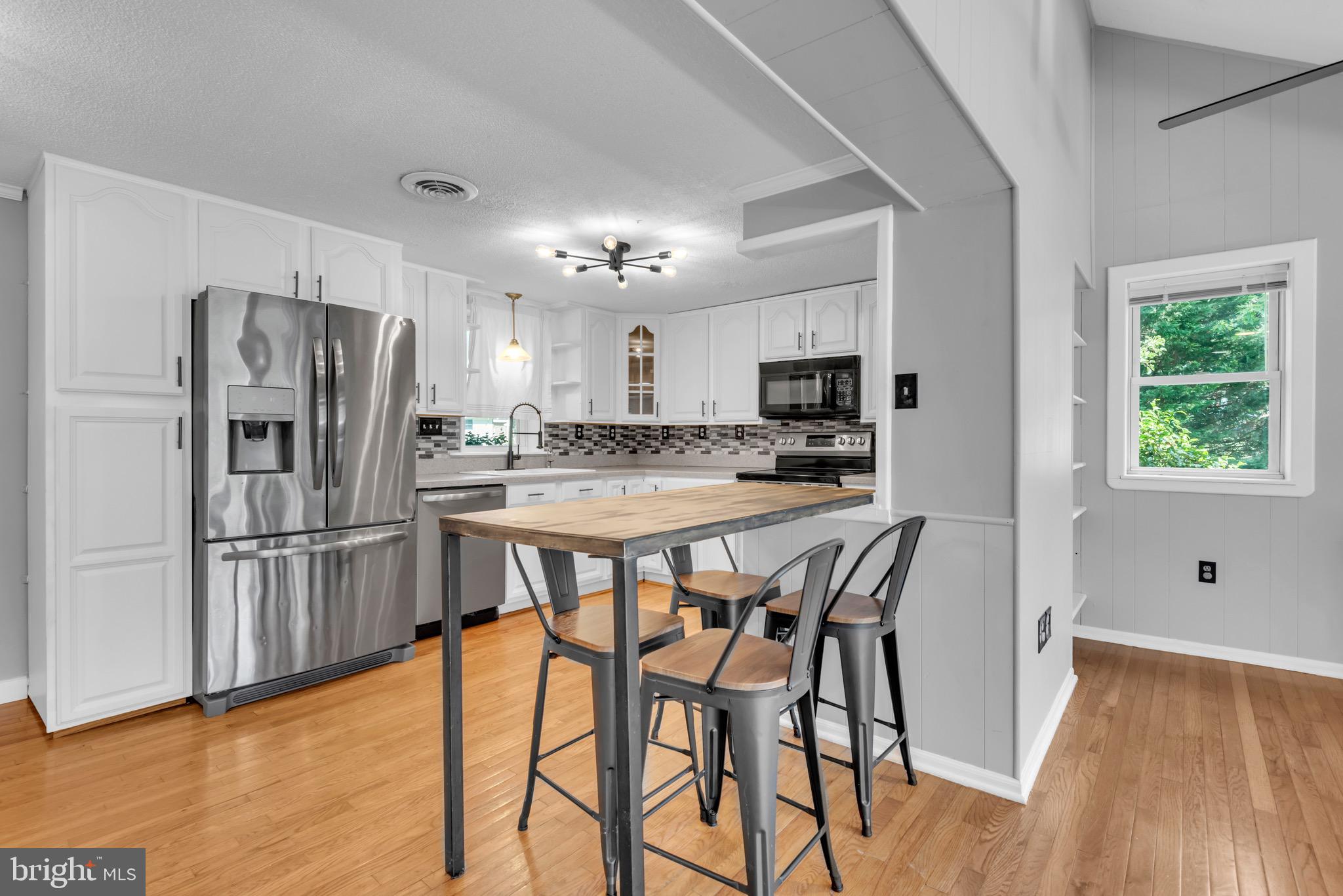 285 POPLAR ROAD