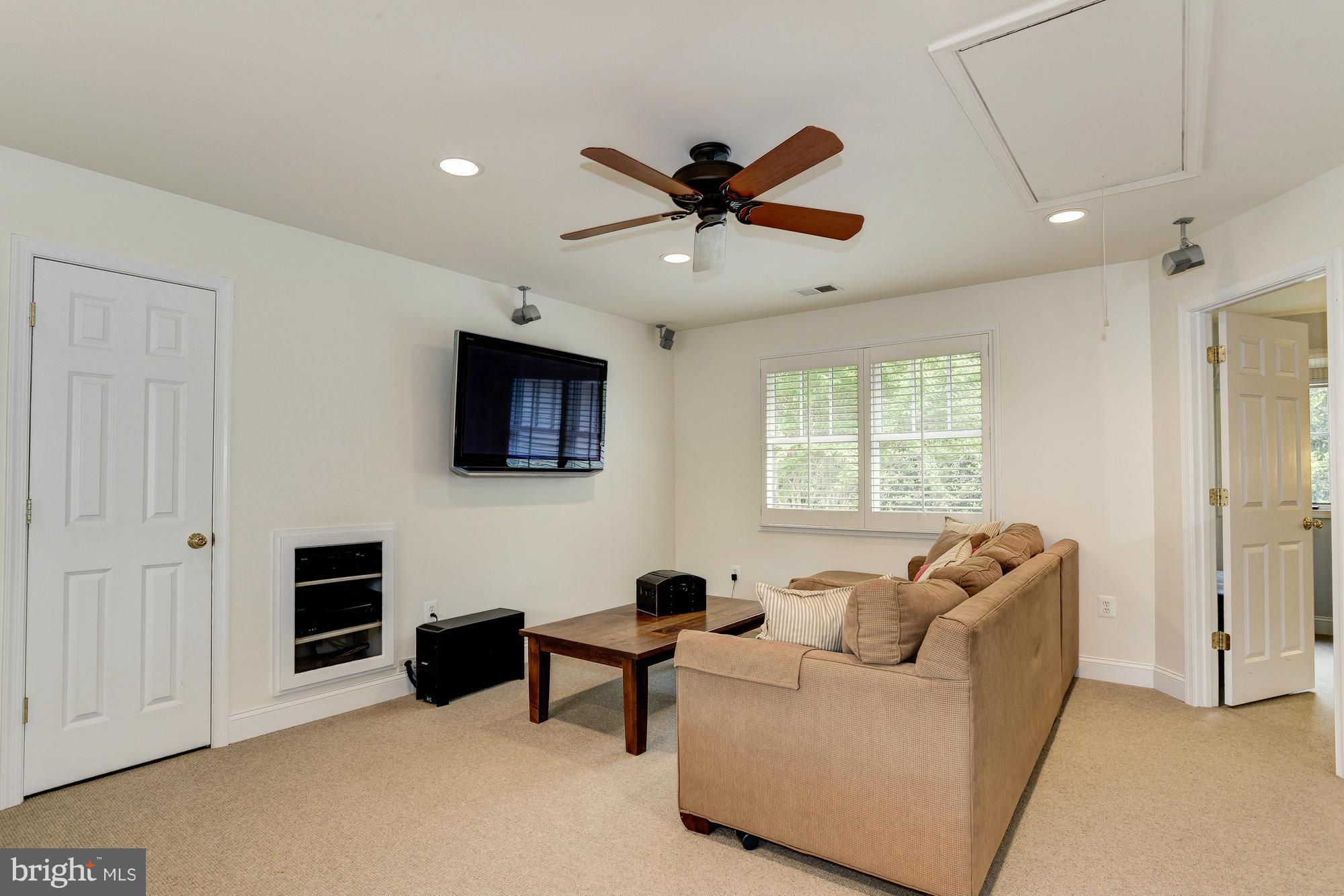 CLOVER - Residential