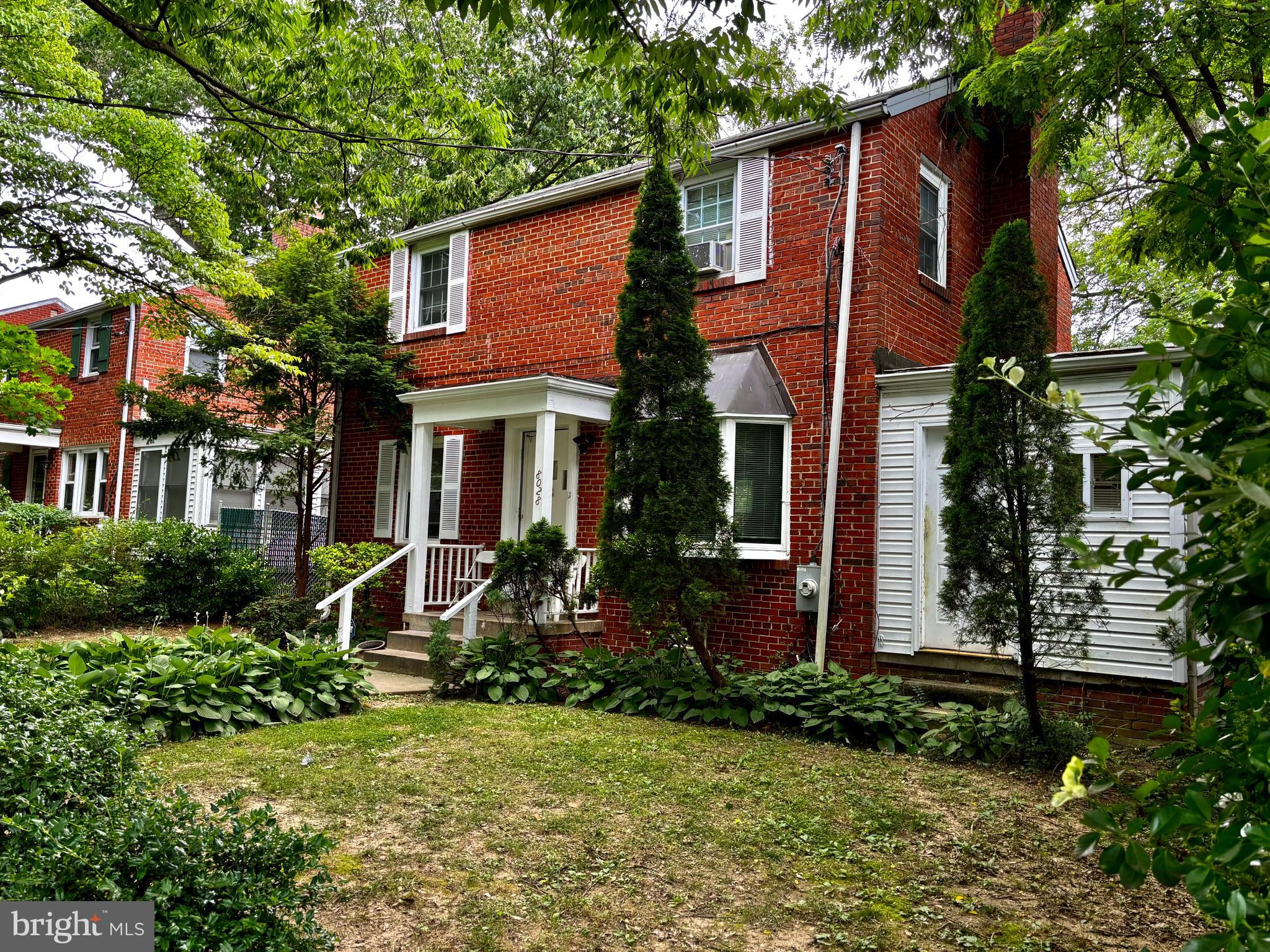 8028 EASTERN AVENUE NW